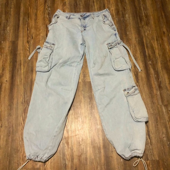 Ser.O.Ya Samira Low Rise Cargo Jeans Women's 28 Baggy Jogger in Skyline Wash - Picture 1 of 7